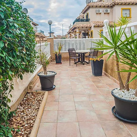 Holiday home Beautiful 3-bed House With Communal Pool